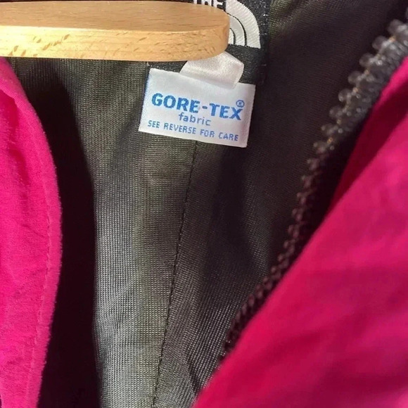 The North Face Women’s Vintage Retro Color block Colorful Jacket Medium - Picture 7 of 9